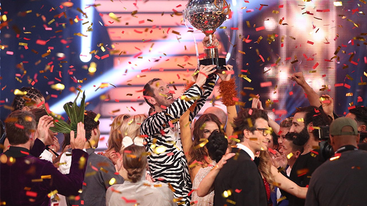 'Let's Dance'-Stars in Sorge: Einer von ihnen darf eventuell nicht in Deutschland bleiben