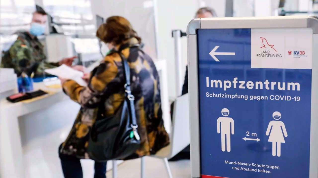 Durch Coronavirus boomt Impftourismus und Darknet