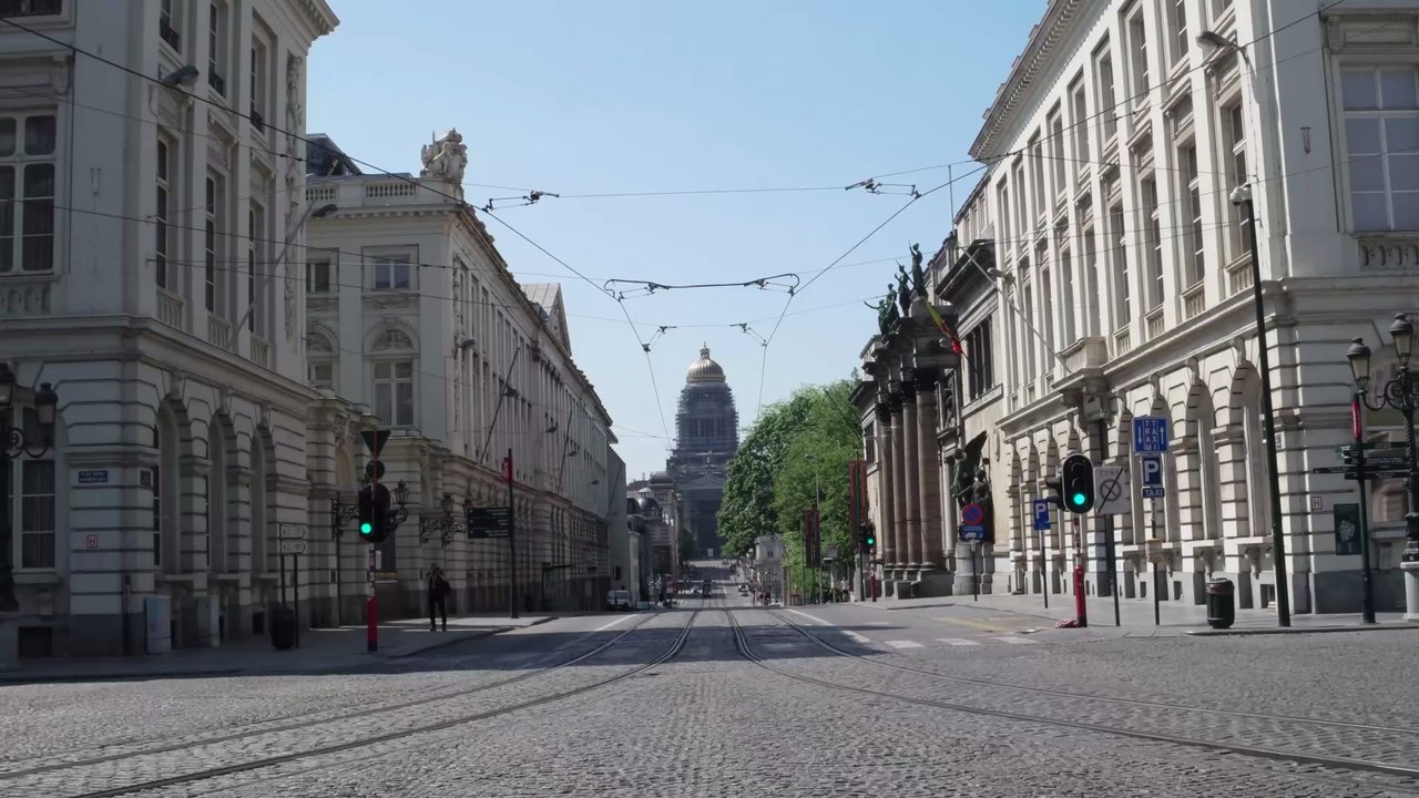 'Knuffelcontact': Das steckt hinter dieser ungewöhnlichen Corona-Maßnahme