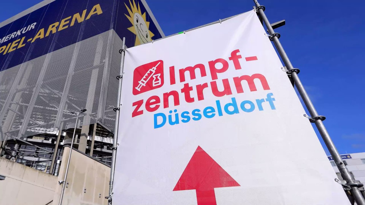 Kein Versicherungsschutz für Corona-Impfgegner: Ökonom fordert harte Maßnahmen