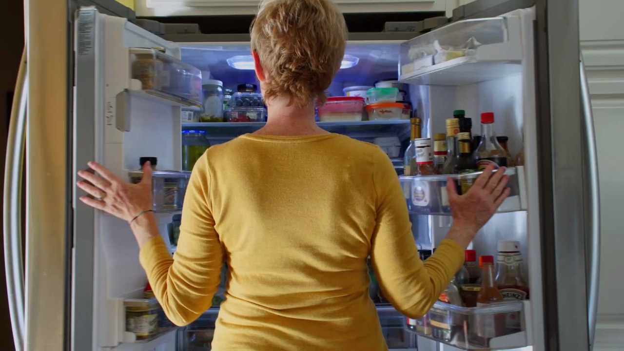 Acht Lebensmittel, die du nach Ablauf des Mindesthaltbarkeitsdatums nicht mehr essen solltest