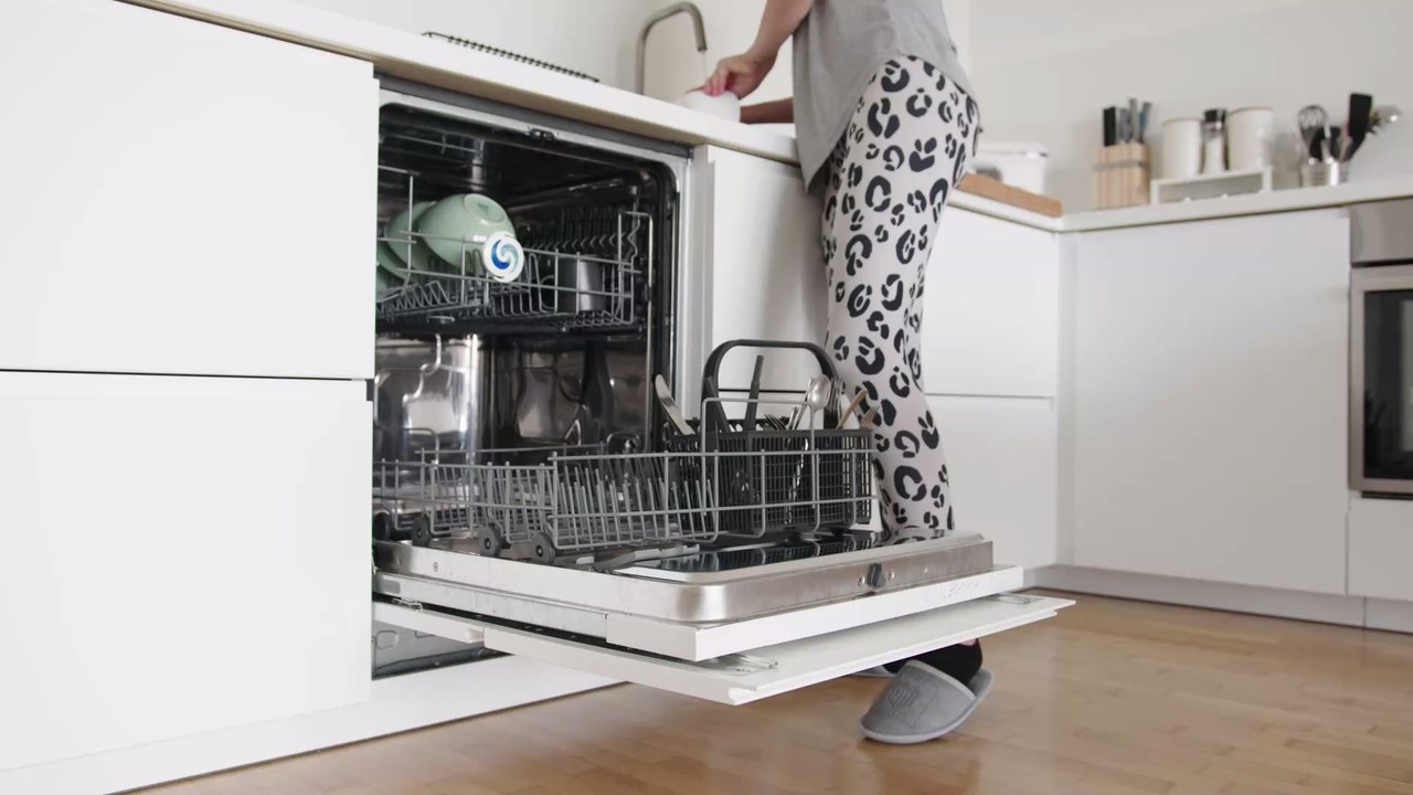 Messer, Gabel, Teller: Dein Geschirrspüler kann so vieles mehr!