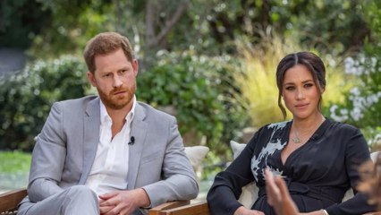 下载视频: Nach Rassismus-Vorwürfen: So reagiert der Palast auf Harrys und Meghans Oprah-Interview