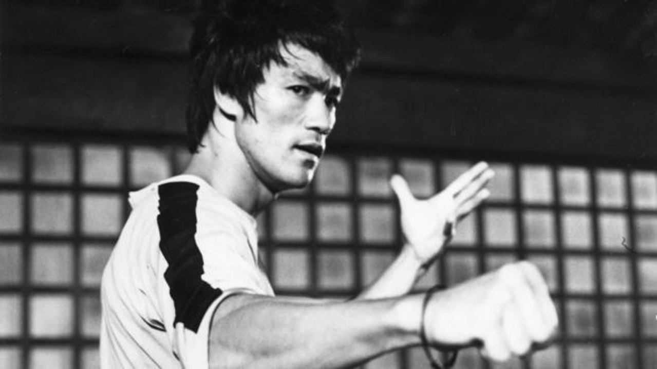 Bruce Lee: Echte Bilder seiner übermenschlichen Schläge im Jeet Kune Do