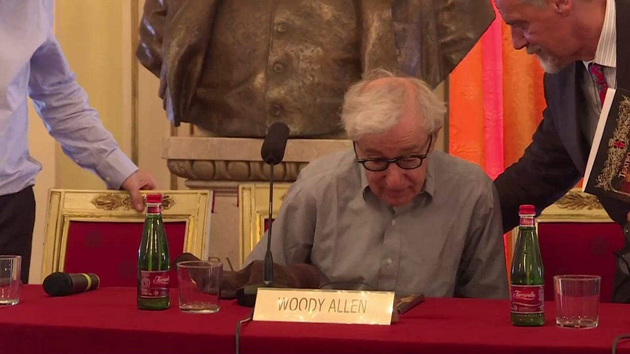 'Ich glaub nicht, dass sie das Ganze erfunden hat': Woody Allen zu Missbrauchsvorwürfen