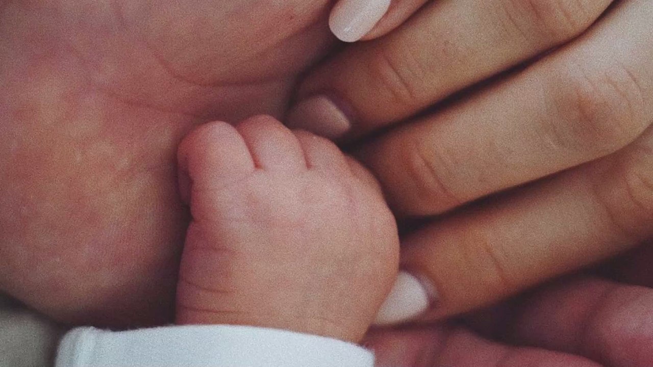 Lena Gercke: So süß 'spielt' ihre Tochter Klavier