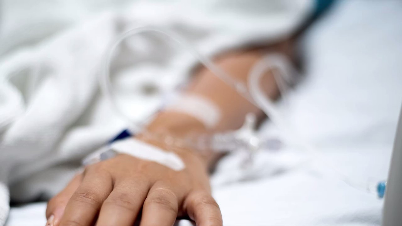 Ehlers-Danlos Syndrom: Chefköchin kann seit sechs Jahren weder essen noch trinken