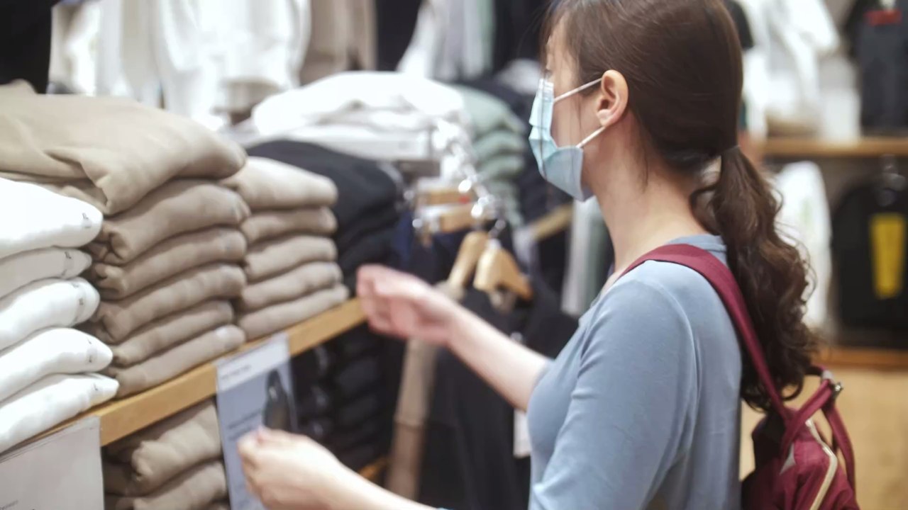 Hunger? Dann solltest du auf keinen Fall Klamotten shoppen gehen