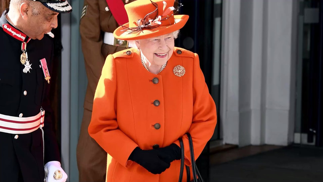 Lebensretterin mit 14 Jahren: Mit dieser Auszeichnung schreibt Queen Elizabeth II Geschichte