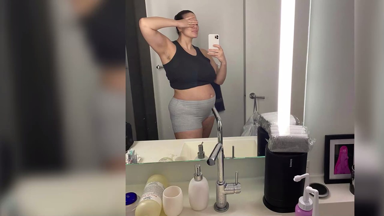 Wochenbettdepression: Was steckt hinter dem Hashtag #TheTruthBehindTheSmile?