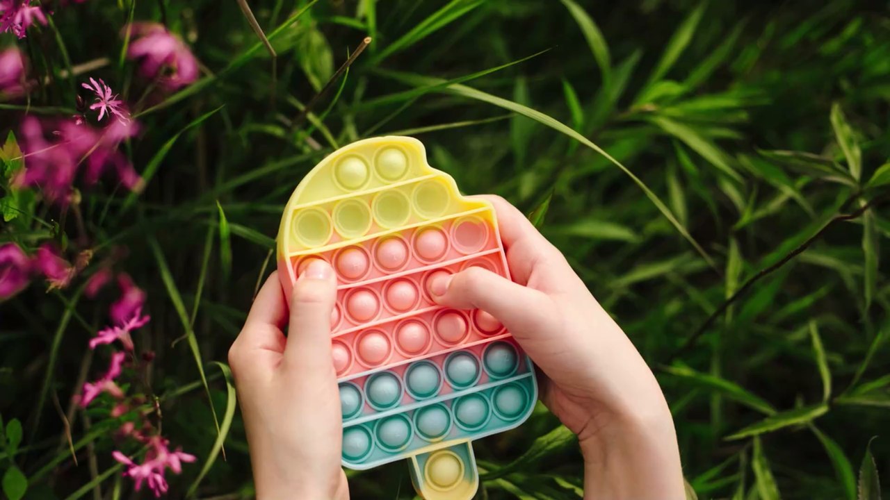 Pop-it: Neuer Spielzeug-Hype zur Stressbewältigung
