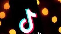 TikTok-Star postet extreme Verwandlung, doch Nutzer:innen entdecken ein Problem