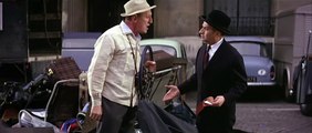 LE CORNIAUD Film Extrait avec Louis de Funès et Bourvil - Accident de voiture Film