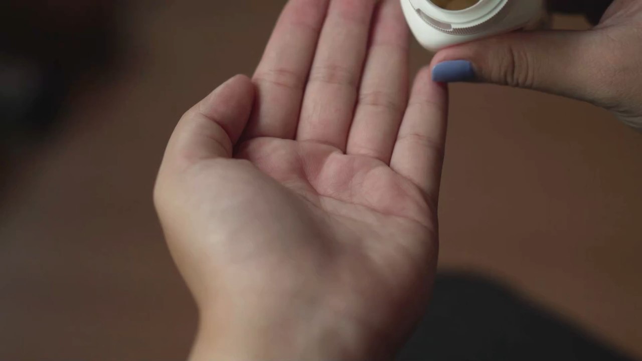 Hoffnungsschimmer mit Einschränkung: Pfizer will Corona-Pille im Schnellverfahren durchboxen