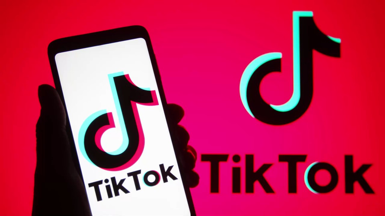 Zahlreiche Lehrer:innen kündigen wegen verunglimpfenden TikTok-Trends