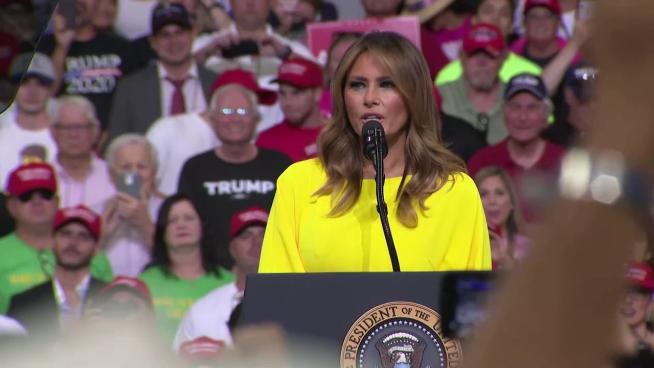 Endlich ein Neuanfang? Melania Trump mistet ihre Garderobe aus