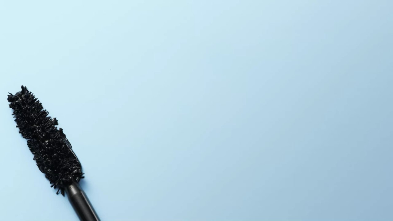 Schleimfischer-Syndrom: Aus diesem Grund solltet ihr die schwarzen Fäden im Auge nicht entfernen