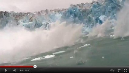 Panique à bord : un glacier s'effondre en Alaska