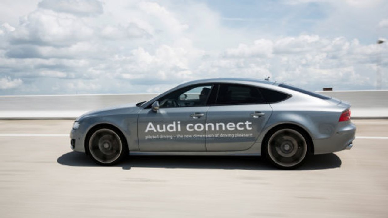 Ein Audi A7 fährt 900 km ohne Fahrer