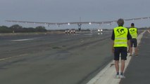 Das solarbetriebene Flugzeug Solar Impulse 2 hat einen Rekordflug über dem Pazifik gemeistert. Dazu benötigte es nicht einen Tropfen Treibstoff.