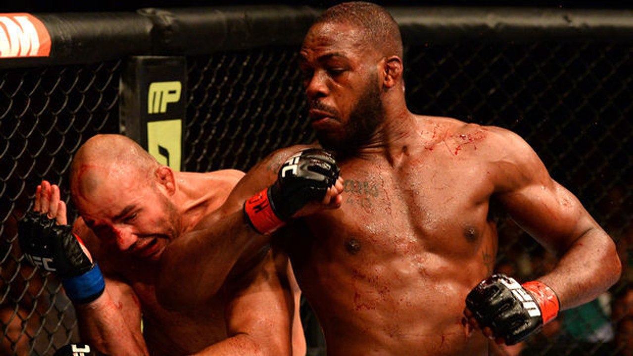 Warum sollte man bei einem Straßenkampf den Ellenbogenschlag bevorzugen?