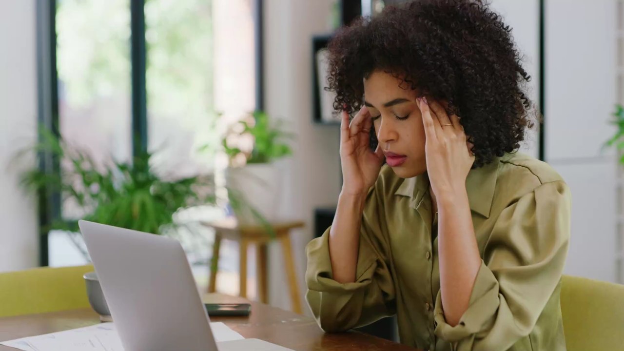 Migräne: Woran man erkennt, dass man mehr als nur Kopfschmerzen hat