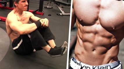 Eine komische, aber effektive Übung für die Bauchmuskeln