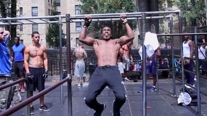 Können Sie bei dieser unmenschlichen Klimmzug-Challenge mithalten?