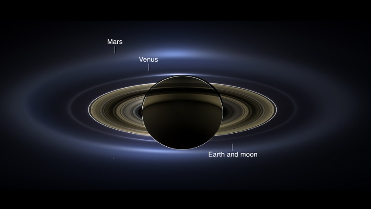 Un spectaculaire portrait de Saturne livré par la sonde Cassini