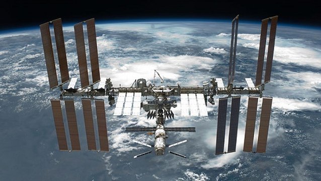 La Station spatiale internationale fête son 15e anniversaire !