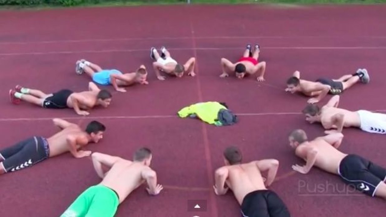 Freeletics: ein ganzes handballteam schmiedet sich traumkörper