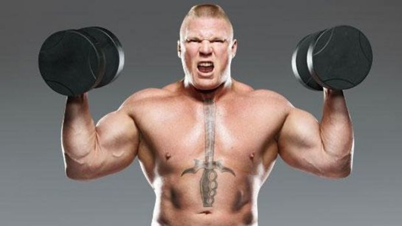 Brock Lesnar trainiert hart, um einer der stärksten Männer der Welt zu sein!