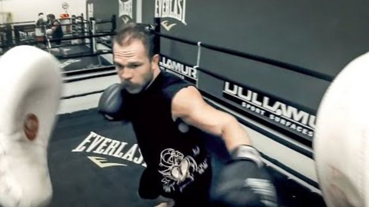 Boxkampf aus der Perspektive einer Stirnkamera