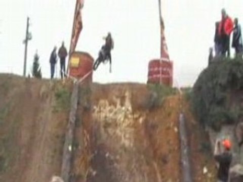 [ENDURO] Champagne Mouton 2008 - Mur du Stade [Goodspeed]