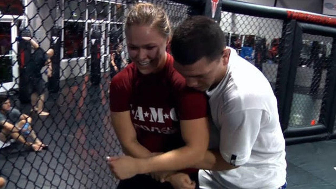 Ronda Rousey trainiert mit dem MMA-Kämpfer Nick Diaz