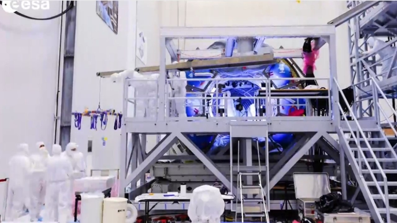 ATV-5 : découvrez comment s'opère le chargement d’un vaisseau spatial