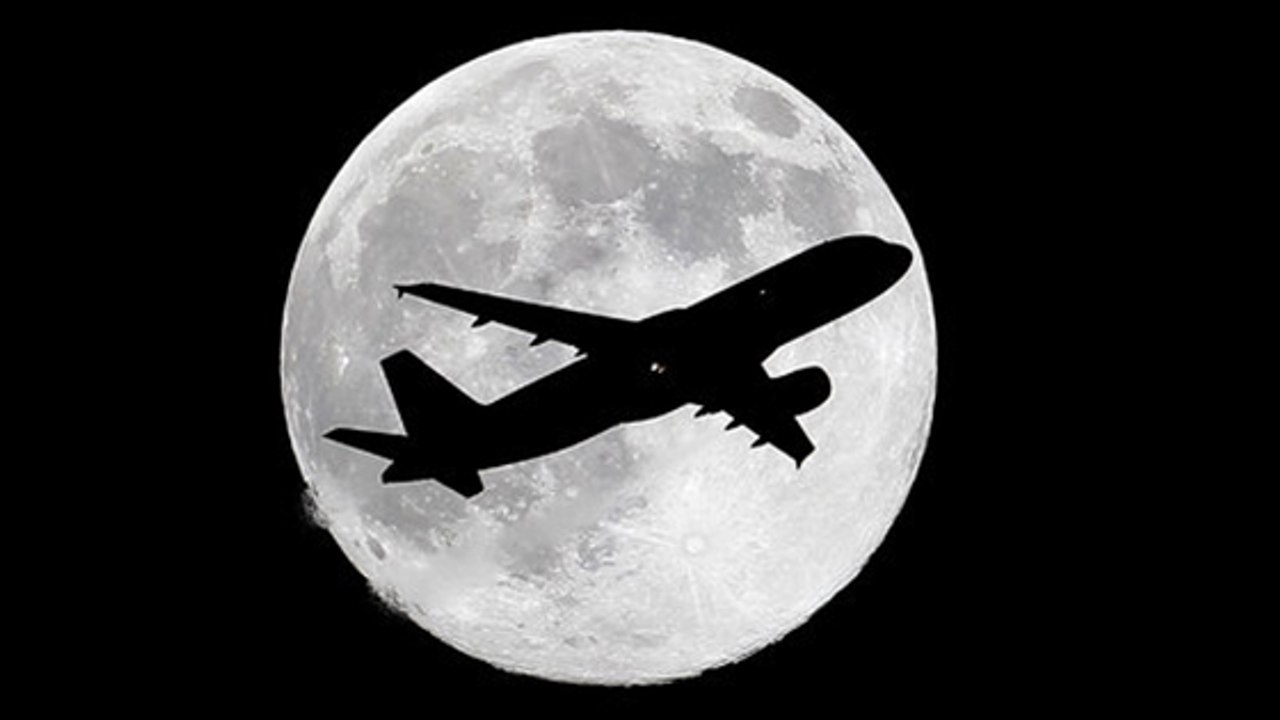 La super Lune a offert un splendide spectacle aux quatre coins du monde