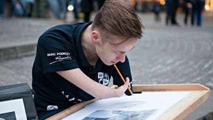 Mariusz Kedzierski: Er wurde ohne Arme geboren, verzichtet jedoch nicht auf seine Leidenschaft - das Zeichnen