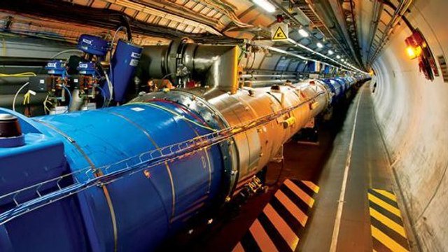 Le CERN découvre deux nouvelles particules élémentaires