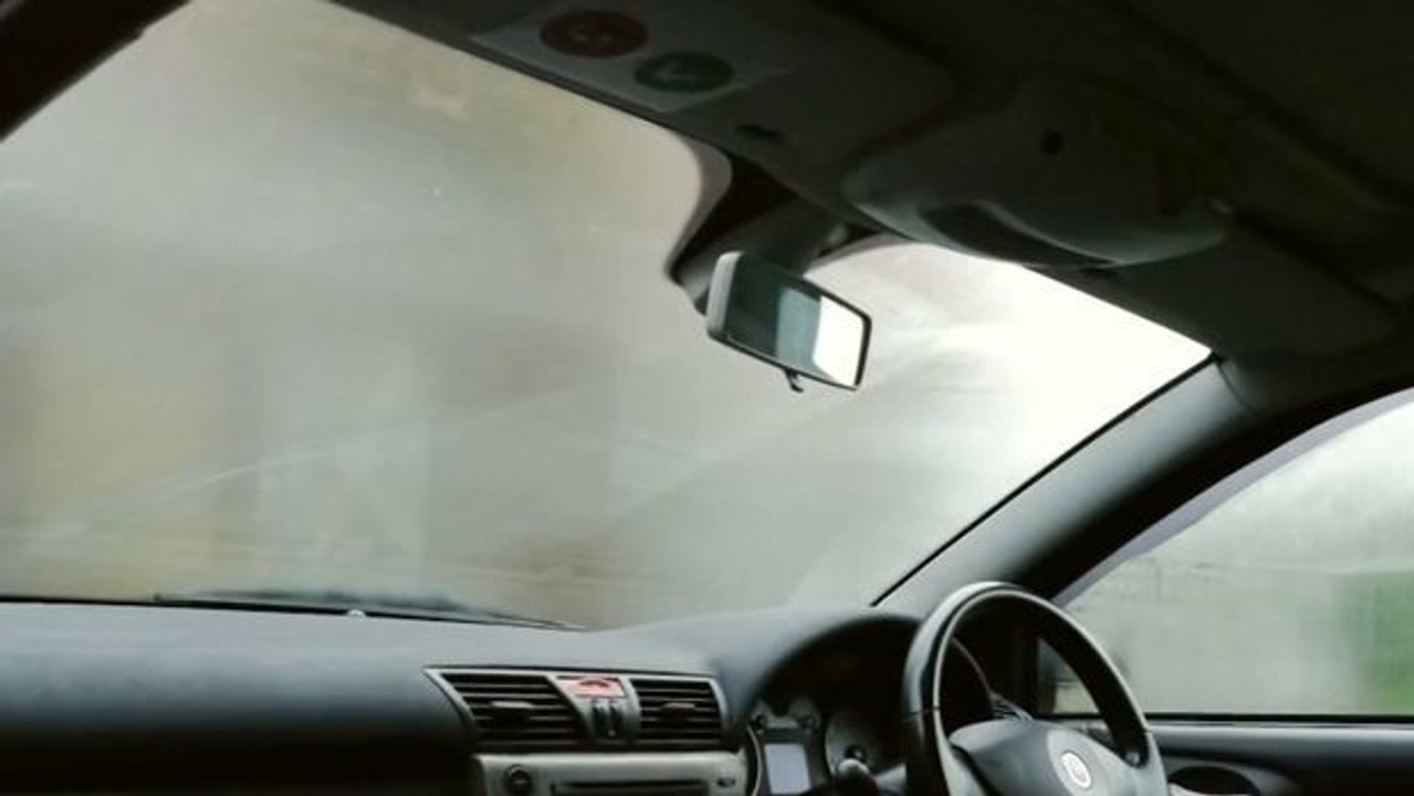 Einfacher tipp gegen beschlagene windschutzscheiben