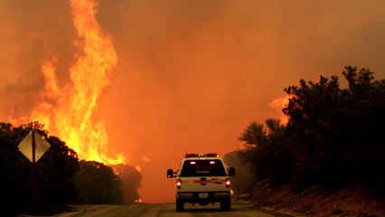 Une spectaculaire tornade de feu dans le Kentucky