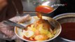 Bakso Rujak, Kuliner Unik di Sukabumi yang Menggabungkan Bakso dengan Potongan Buah Segar
