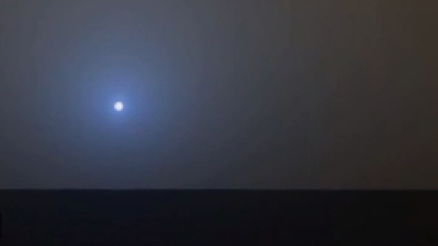 Un étonnant coucher de soleil observé depuis la planète Mars