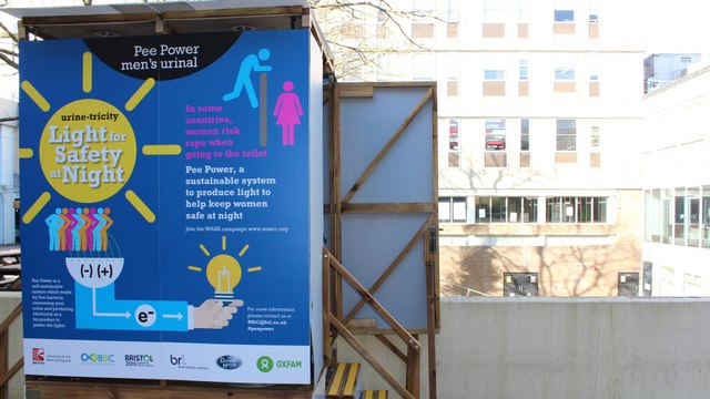 Des toilettes révolutionnaires qui changent l'urine en électricité