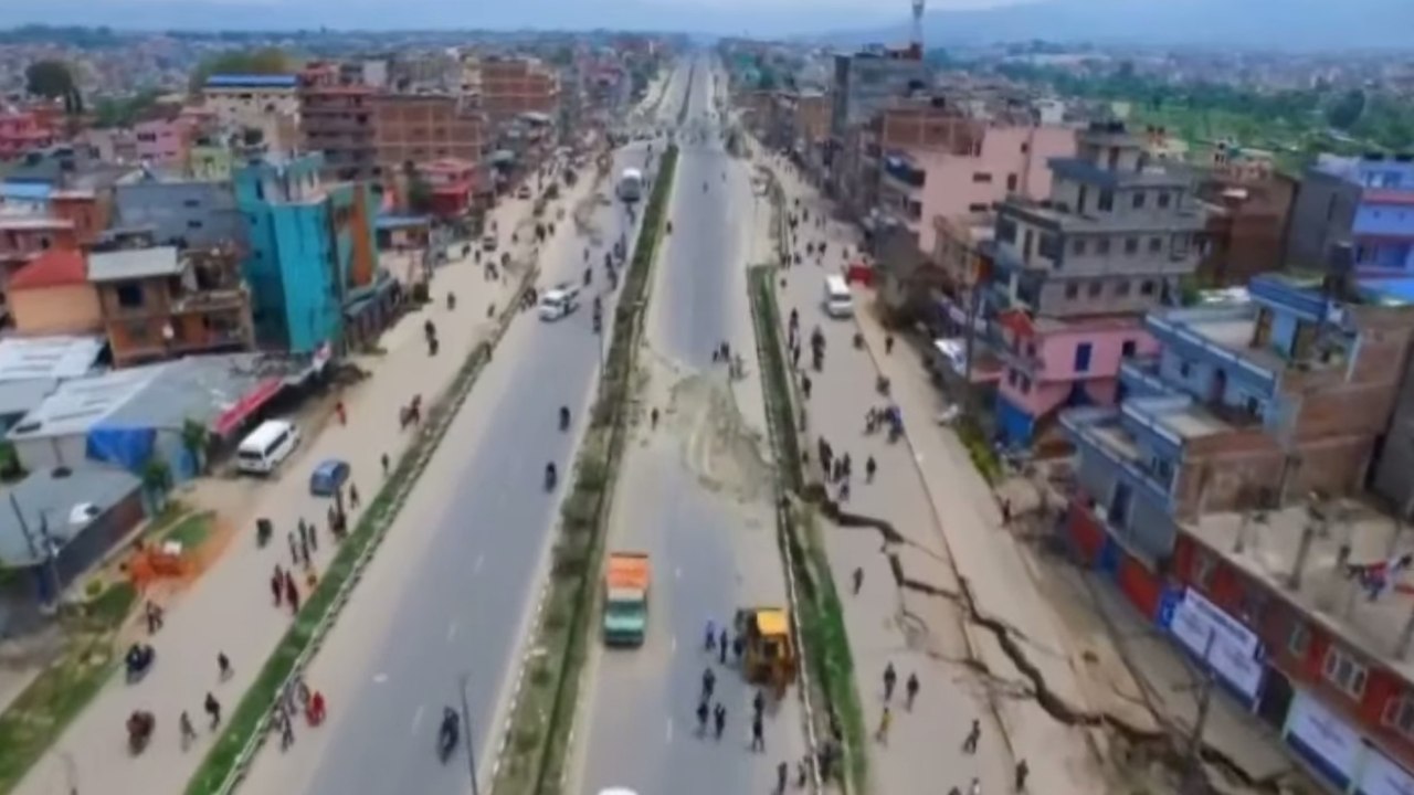 Des images aériennes dévoilent les ravages causés par le séisme au Népal