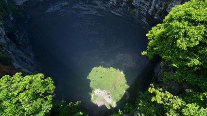 Ce trou géant s'est transformé en un écosystème incroyable en Chine