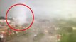 Les effrayantes images d'une tornade qui traverse une ville américaine