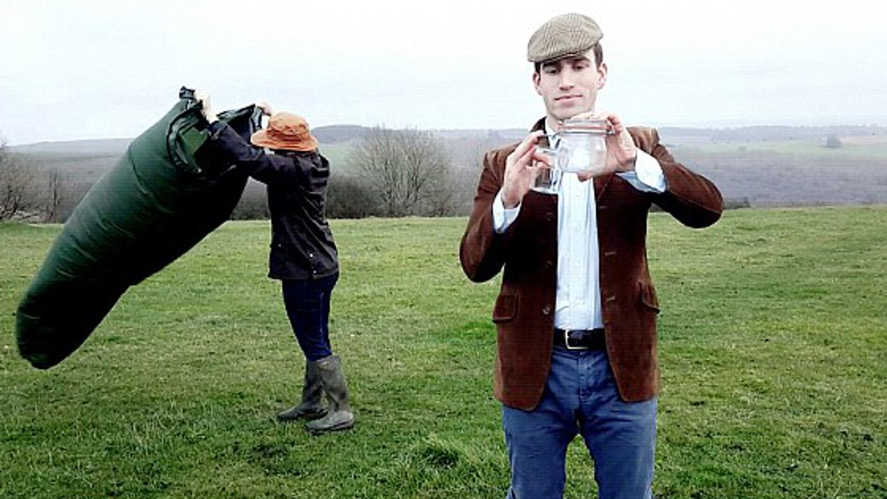 Leo De Watts, le Britannique qui a décidé de vendre de l'air frais en bouteille aux Chinois