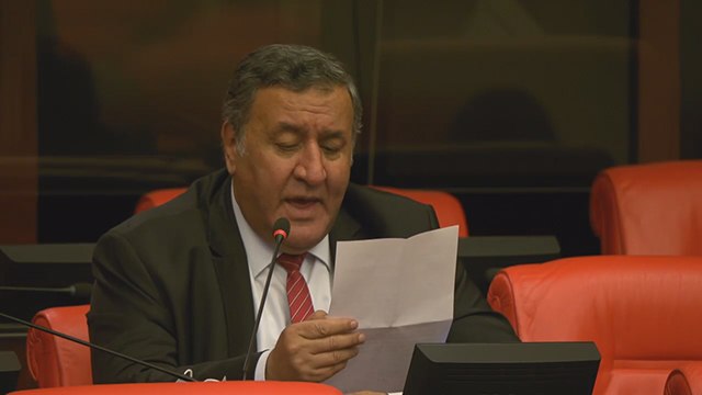 Zamlar sel olmuş akıyor, emeklilerimizi selin önünden kurtarmak siyasi iktidarın görevidir