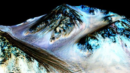 Mars : la NASA annonce la découverte d'eau liquide salée sur la planète rouge